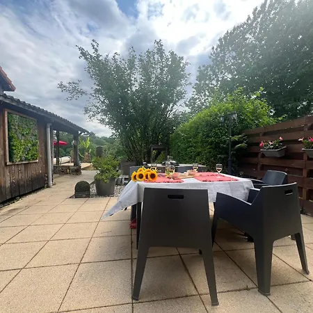 Courtil Holiday home Marcillac-Saint-Quentin